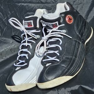 Nike Air Jordan Jumpman Team 1 Men Size 11 644938-002 Black White Shoes
